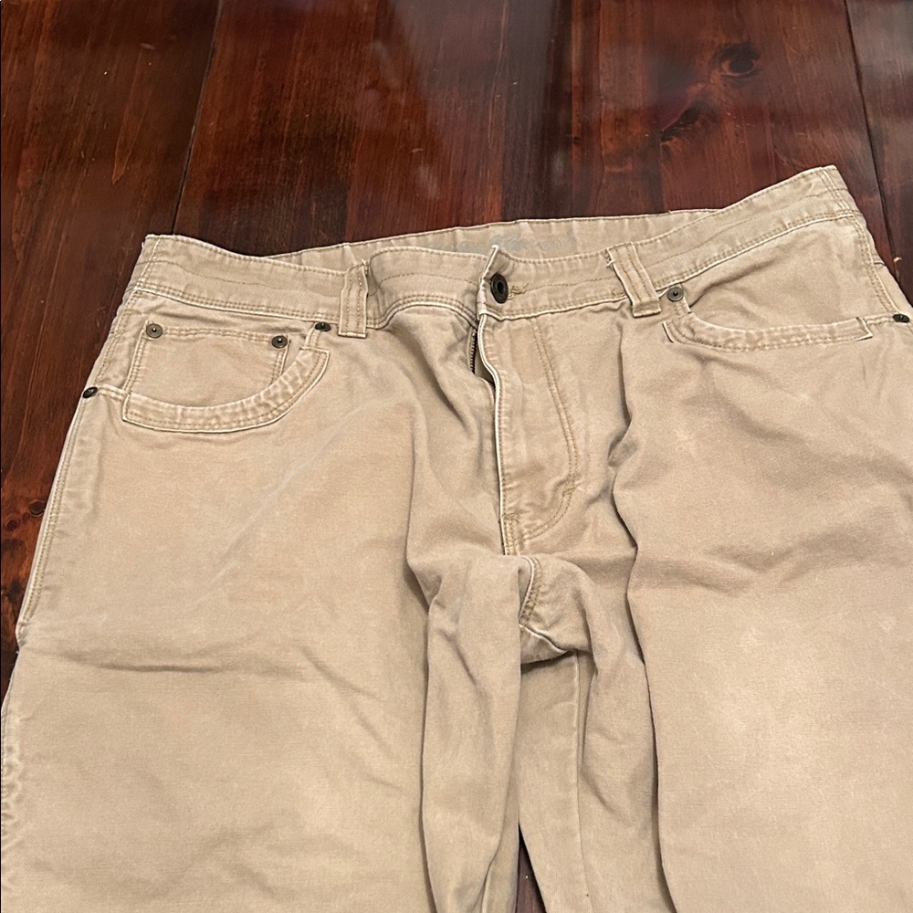 Eddie Bauer Men's Khaki Pants. Thick/Heavy Duty Material for outdoors